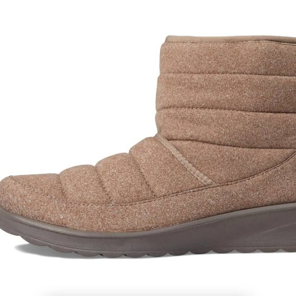 BZees Glacier Bootie (Wide) - Picture 10 of 14